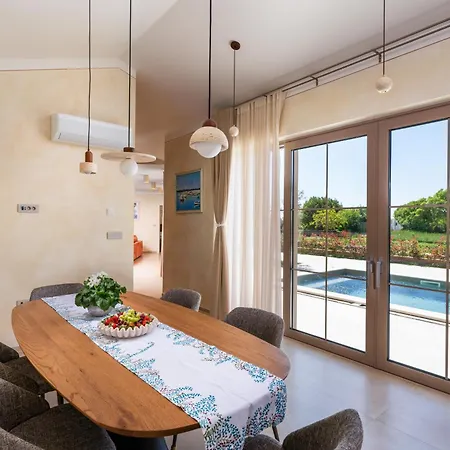 Vila Da Ella - Luxury Retreat In Istria Krnica